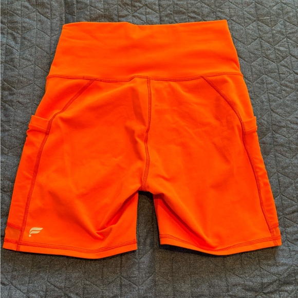 Fabletics workout set! - Picture 6 of 6